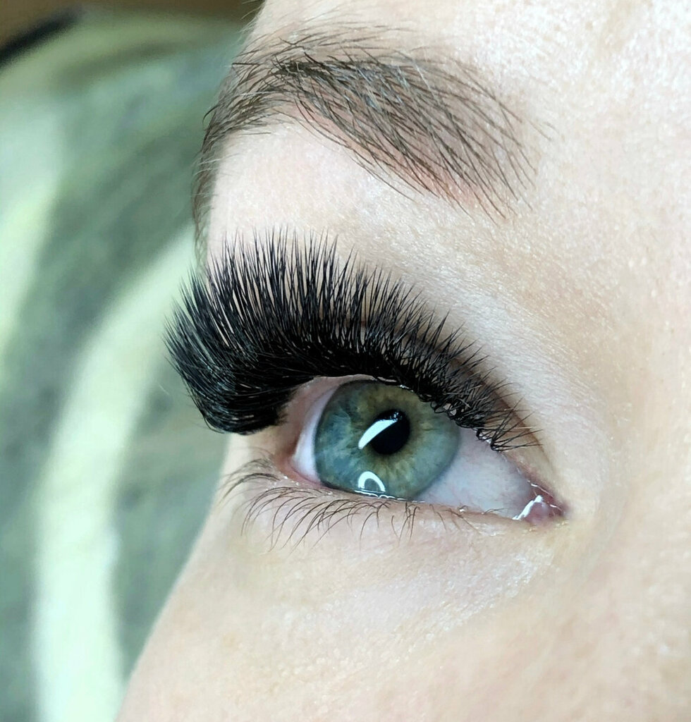 Eyebrow and eyelash salon Lash Lab, Moscow, photo