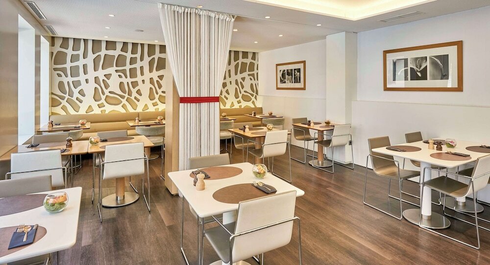 Фото Nh Collection Madrid Colón