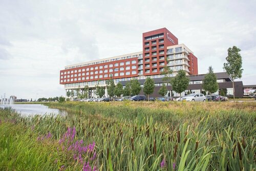 Внешний вид отеля Van der Valk Hotel Zwolle в Зволле, фото 5