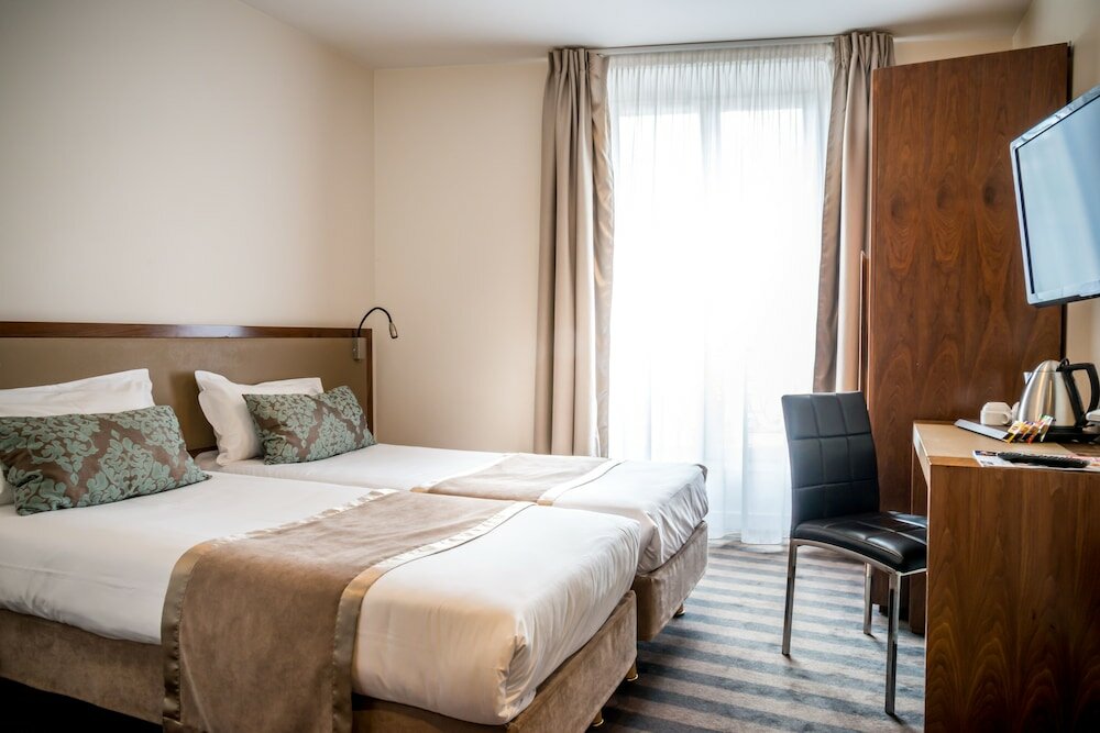 Фото отеля 3