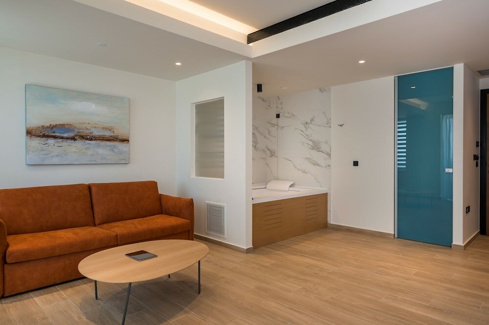 Фото Hyperion City Hotel