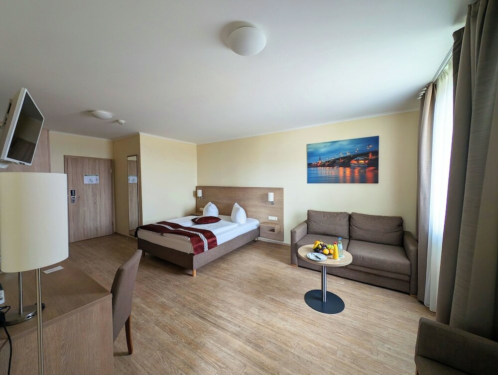 Фото Hotel Mainzer Hof