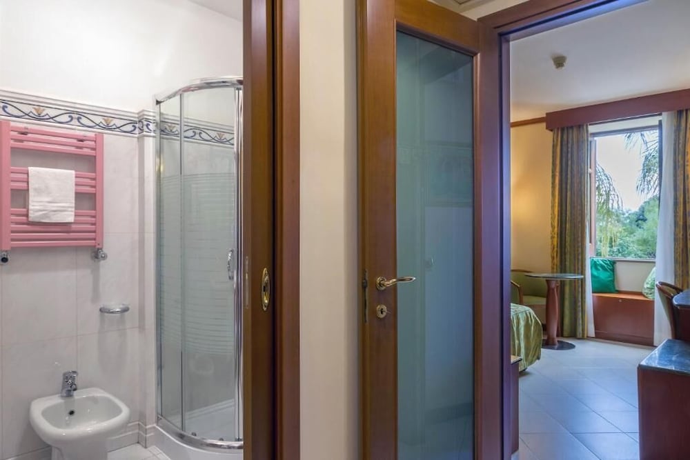 Фото Hotel Garibaldi