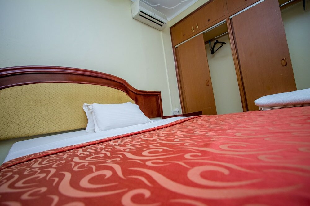 Фото Emerald Hotel