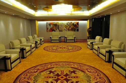 Гостиница Grand New Century Hotel в Циндао