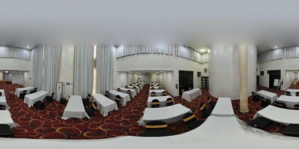 Фото Treasures Suites & Conferences