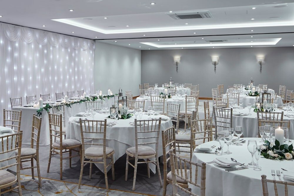 Фото Delta Hotels Cheshunt