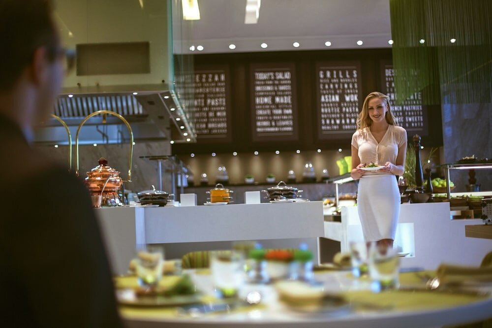 Фото Downtown Rotana