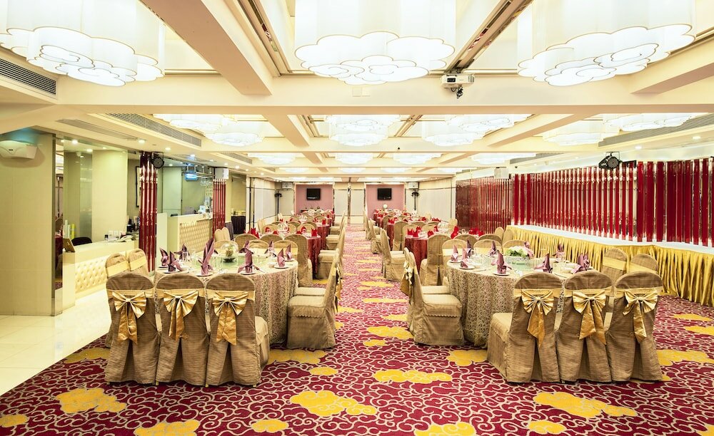 Фото Metropole Hotel