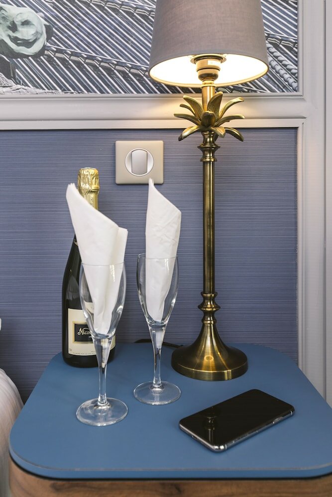 Фото Hotel Saint Christophe Paris