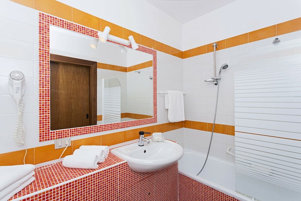 Фото Hotel Bel 3