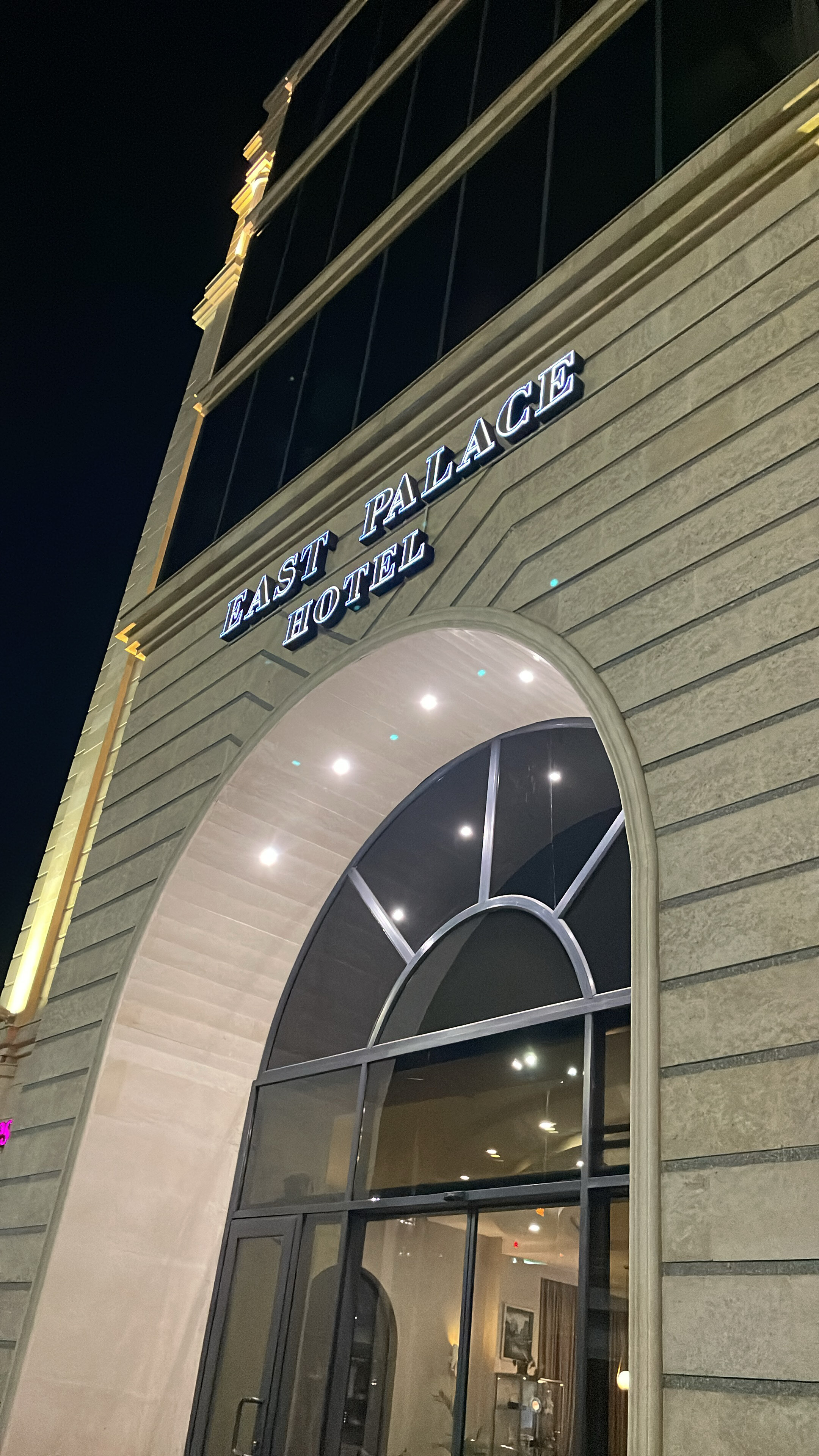 Фото East Palace Hotel