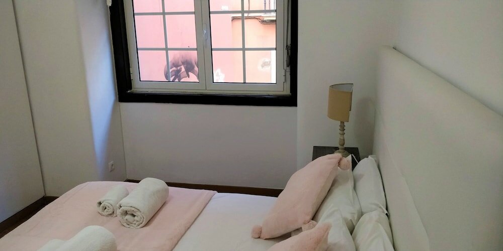 Фото Lisbon Terrace Suites Apartment for Large Groups with Amazing Terrace