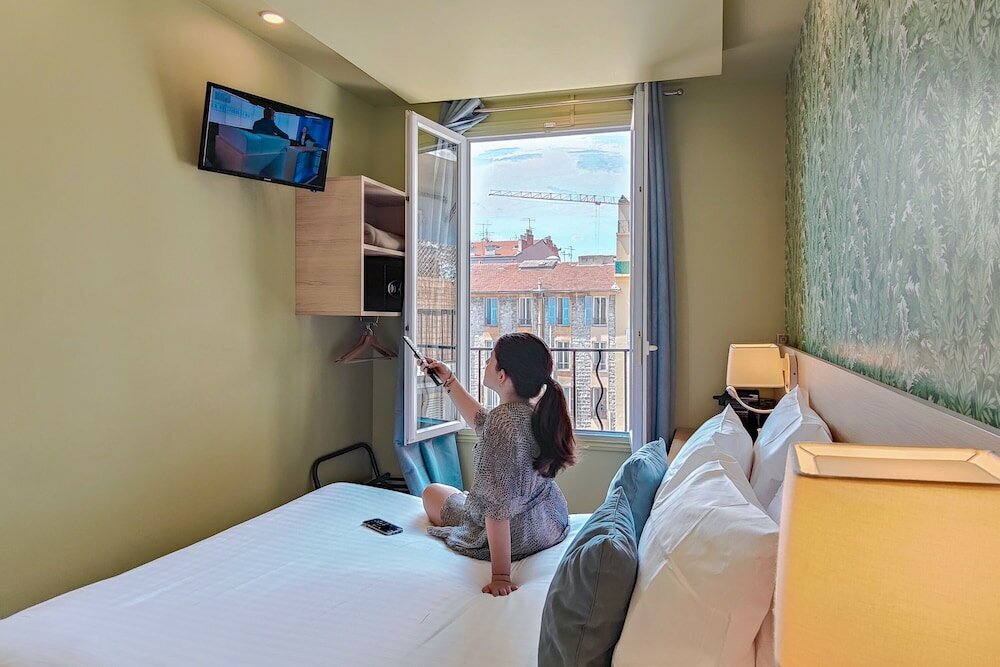 Фото Hotel Du Centre un hotel Ammi 