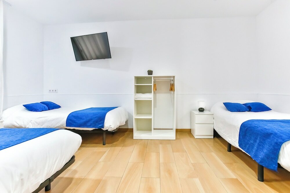 Фото Laramond Barcelona Rooms