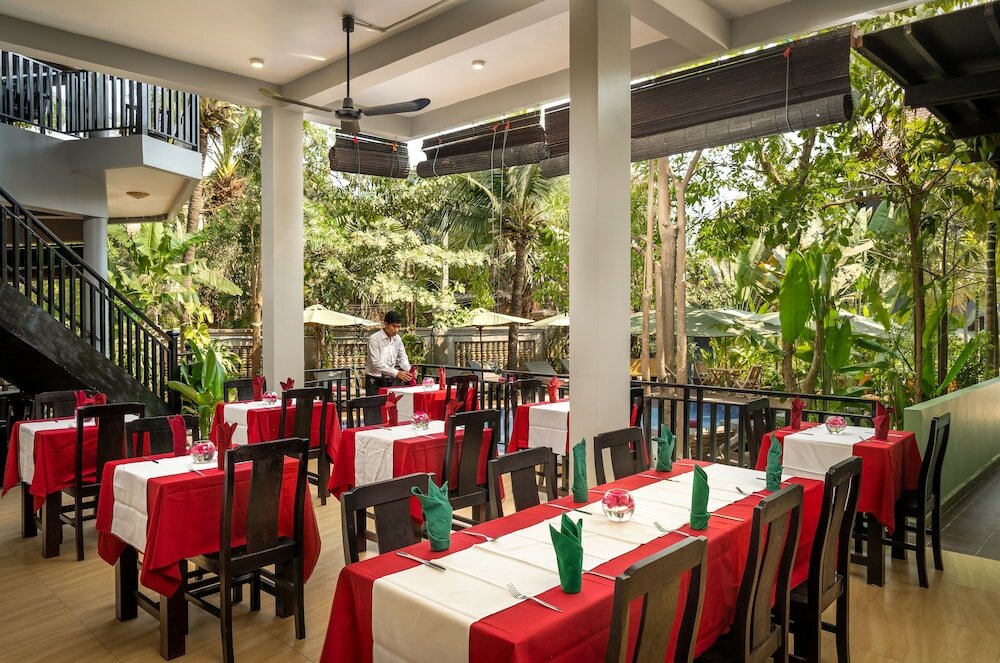 Фото Reveal Angkor Hotel