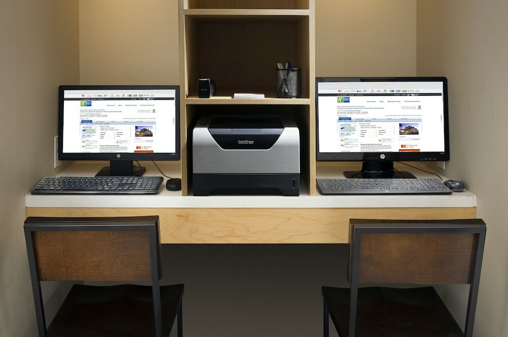 Фото Holiday Inn Express & Suites San Antonio-Dtwn Market Area, an Ihg Hotel