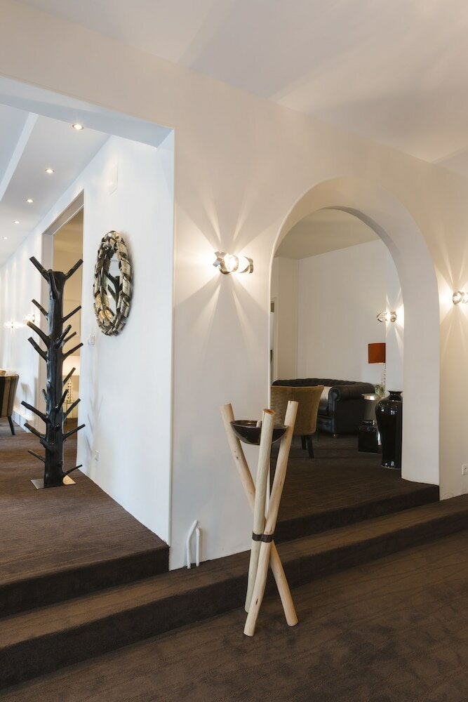 Фото Hôtel Le Saint Louis