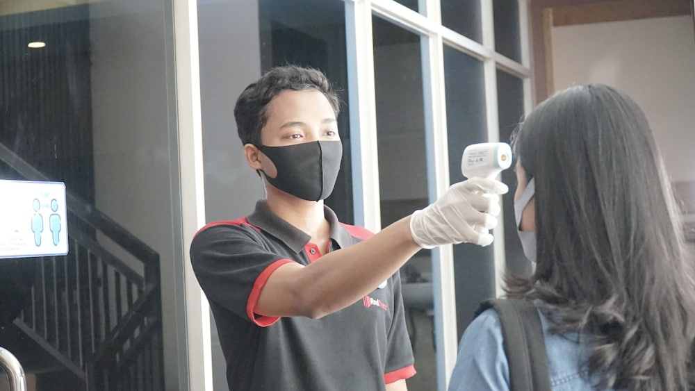 Фото RedDoorz Plus @ Thamrin