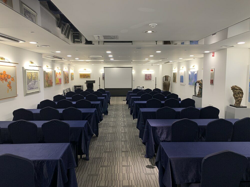 Фото Gloucester Hotel and Resorts