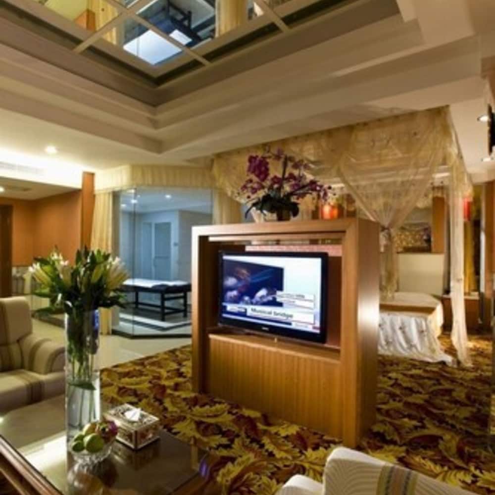 Фото Dongguan Gladden Hotel