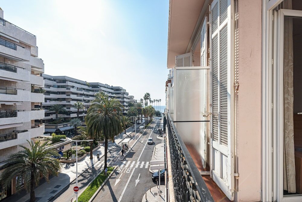 Фото Modern Waikiki Hotel