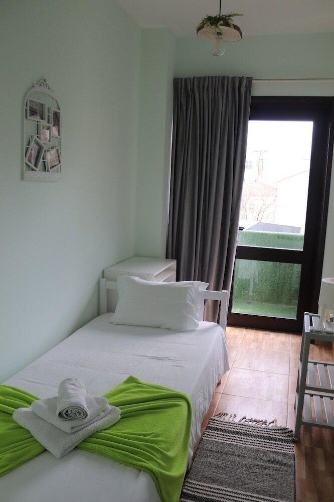 Фото Mirandesa Guesthouse