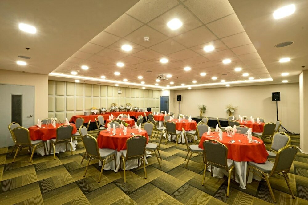 Фото Amethyst Boutique Hotel Cebu