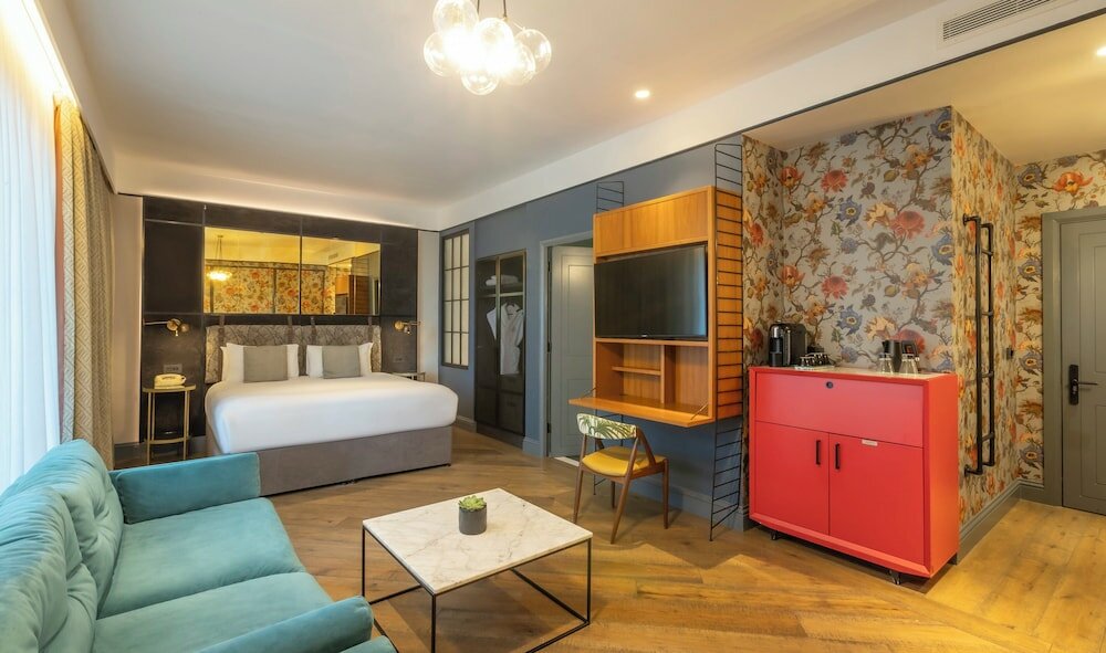 Фото Clayton Hotel City of London