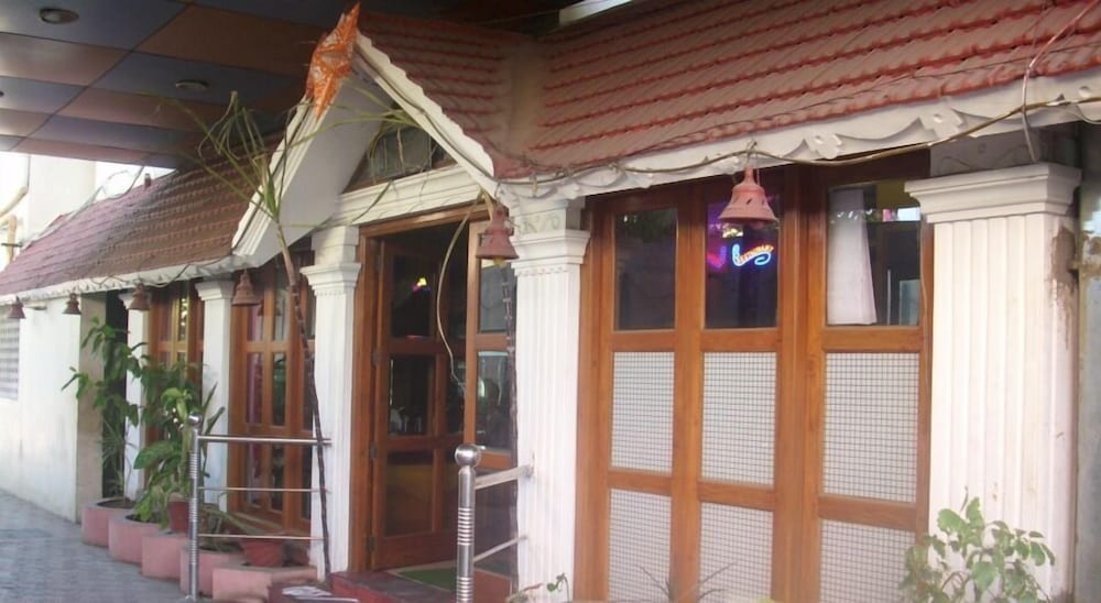 Фото Hotel Manickam Grand