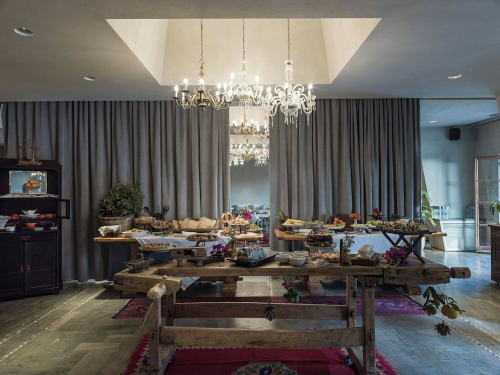 Фото Kinsterna Hotel