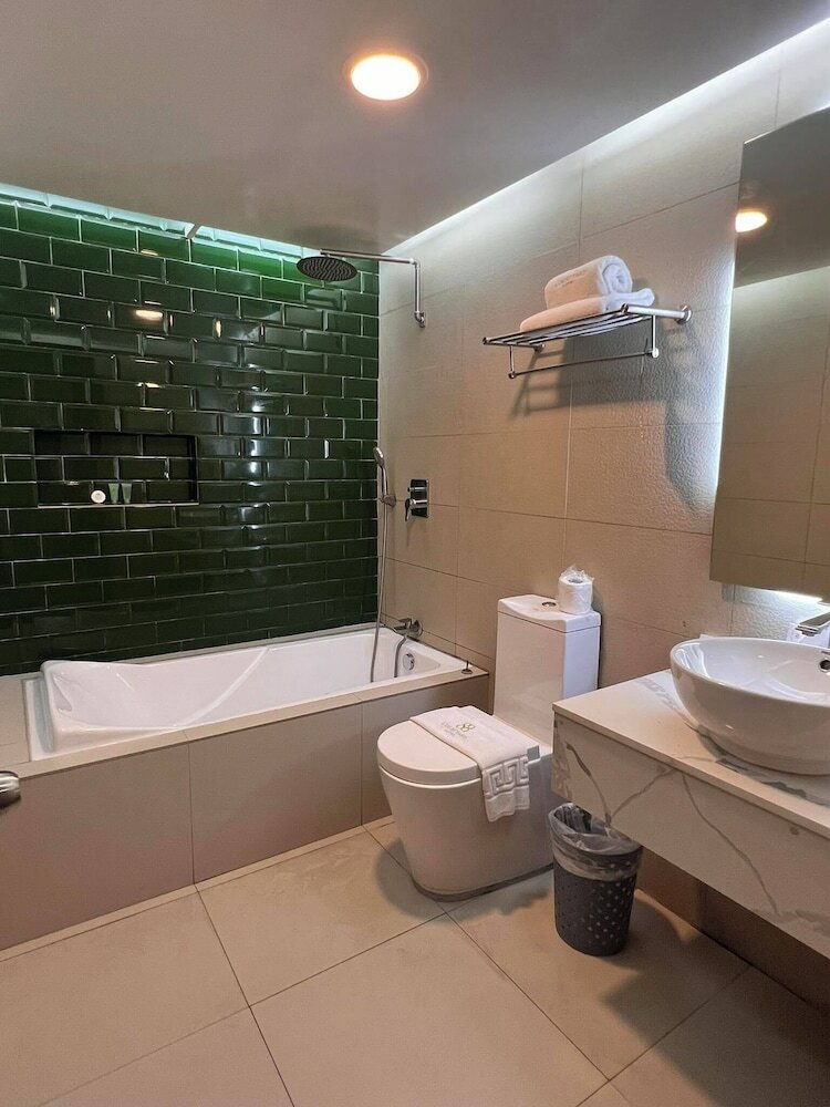 Фото 88 Courtyard Hotel