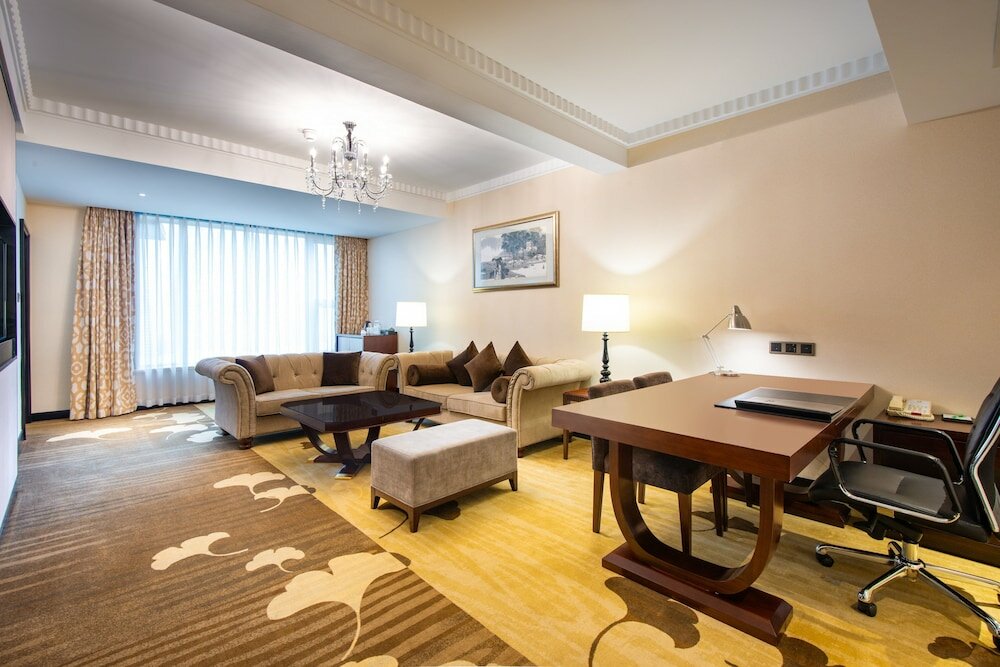 Фото Holiday Inn Chengdu Century City-Westtower