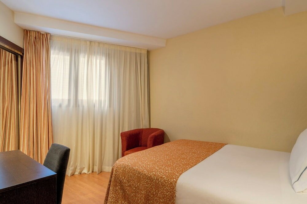 Фото Eurostars Plaza Acueducto