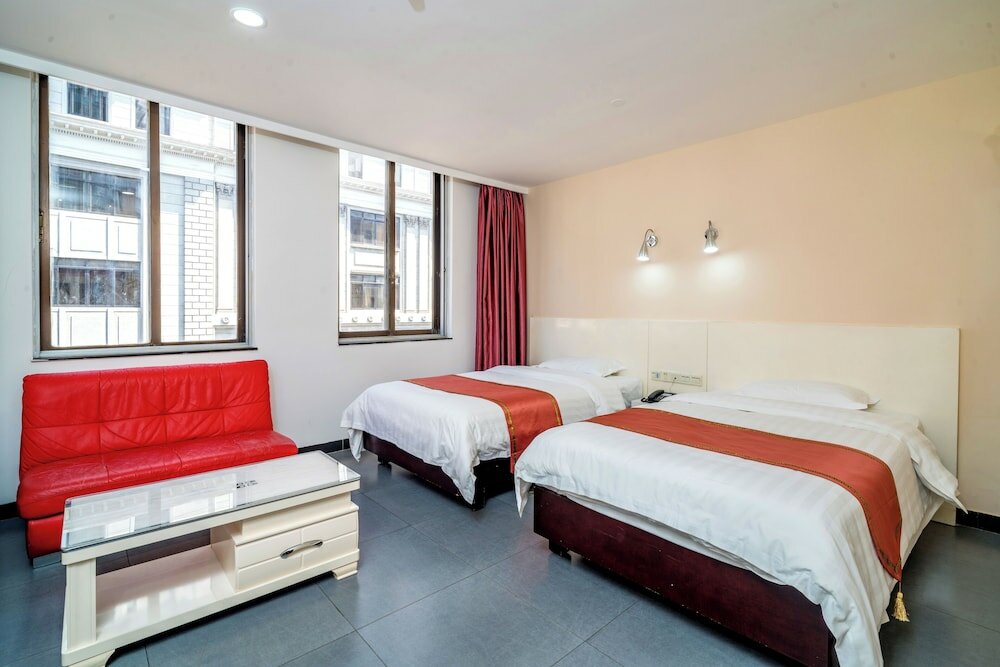 Фото Ln White House Hotel