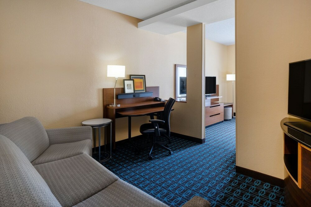 Фото Fairfield Inn and Suites by Marriott Denver Aurora Medical Center