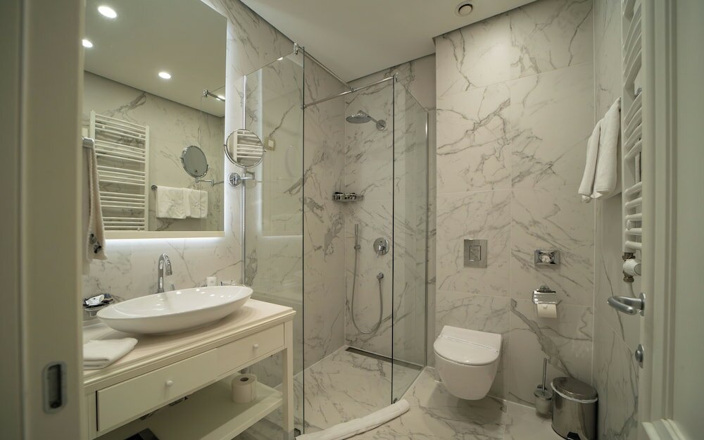 Фото Hotel Majestic