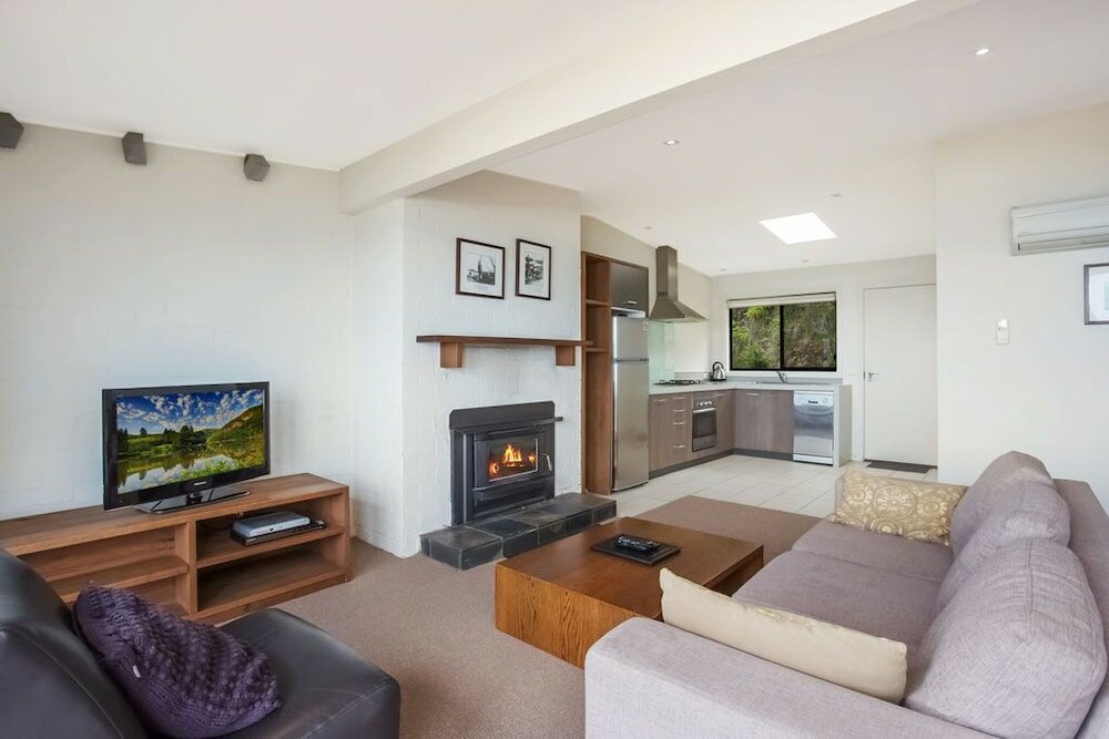 Фото Beacon Point Ocean View Villas