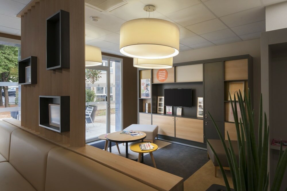 Фото B&b Hotel Lyon Caluire Cité Internationale