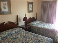 Фото Royalton Motor Hotel