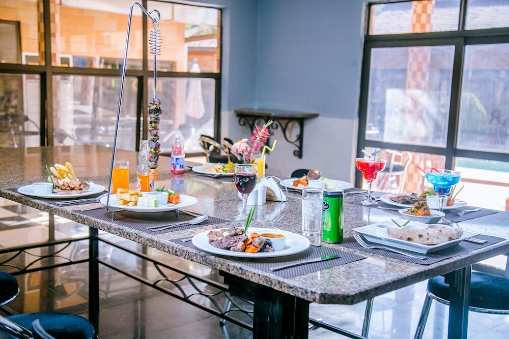 Фото Mika Hotel, Kabulonga