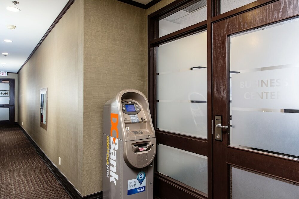 Фото Campus Tower Suite Hotel