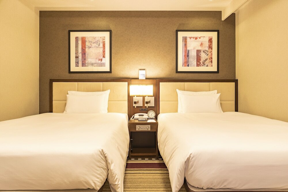 Фото Отель Санрут Плаза Синдзюку