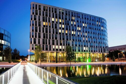 Гостиница Courtyard by Marriott Vienna Prater Messe в Вене