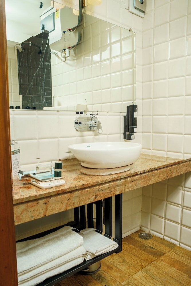 Фото Orsino Resort Mall Road