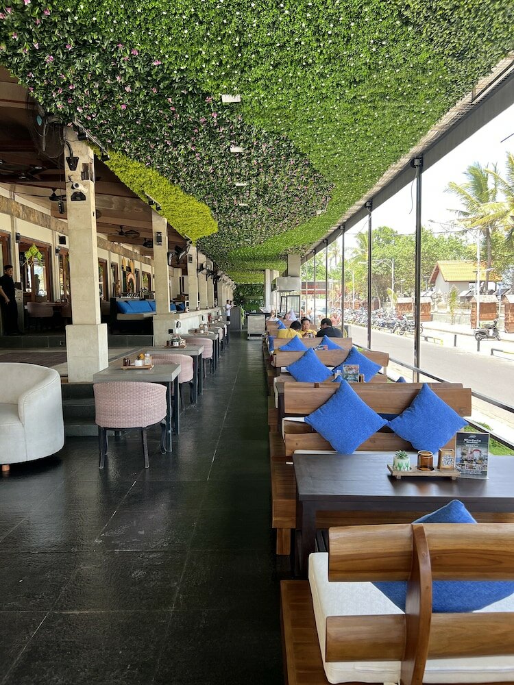 Фото Grand Istana Rama Hotel Kuta-Bali