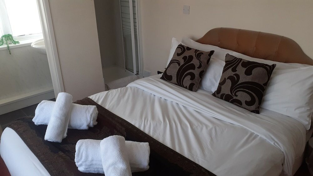 Фото Weatherbury Hotel