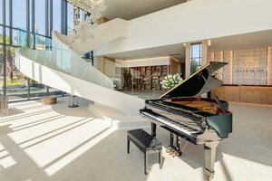 Гостиница Fleur De Lys Hotel Quy Nhon