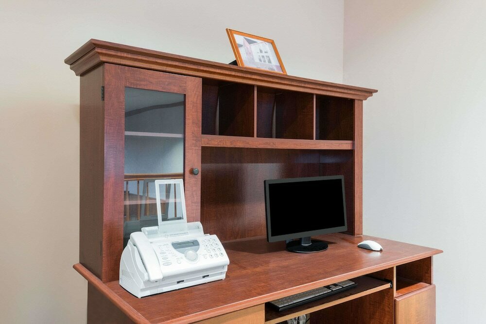 Фото Super 8 by Wyndham Harrisburg Hershey North