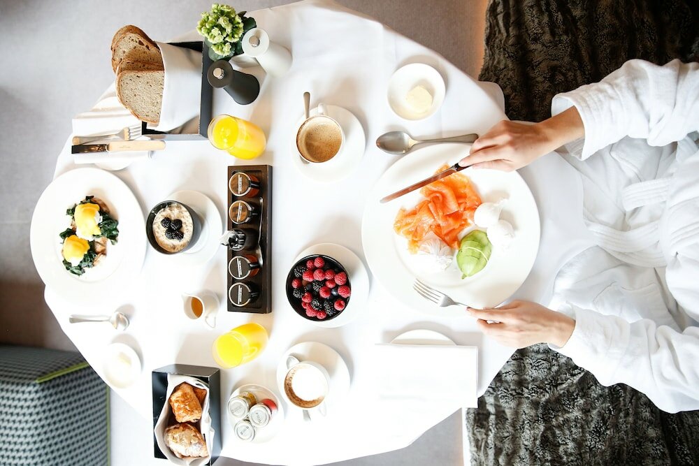 Фото South Place Hotel